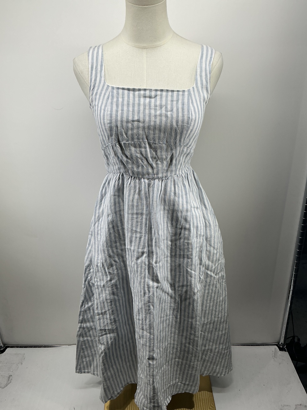 100% European Linen Fit & Flare Midi Dress